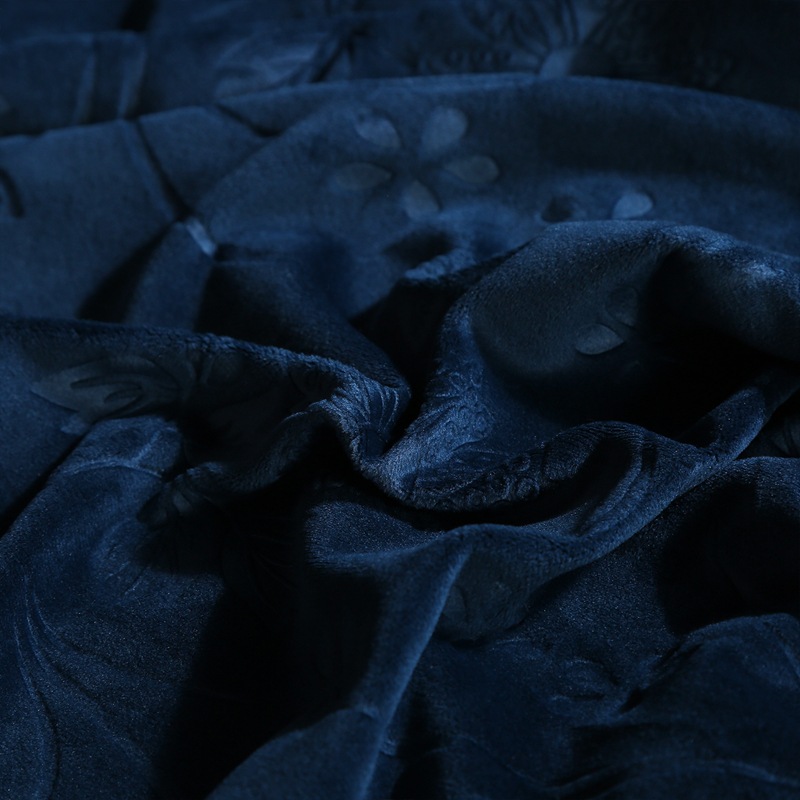Picture of New Style Thickened Crystal Velvet Light Luxury Jacquard Sofa Cover Cover All-inclusive Elastic Multi-functional Sofa Cover Cloth Anti-cat Scratch