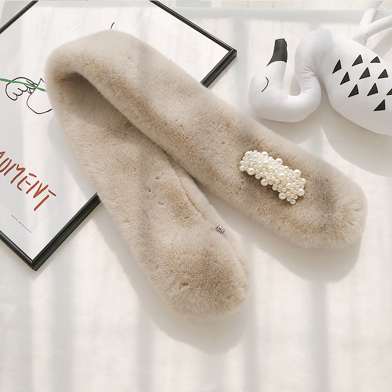 Picture of Autumn and Winter New Pearl Wool Plush Scarf Women's Pearl Buckle Cross Thickened Faux Fur Rex Rabbit Fur Scarf All-match