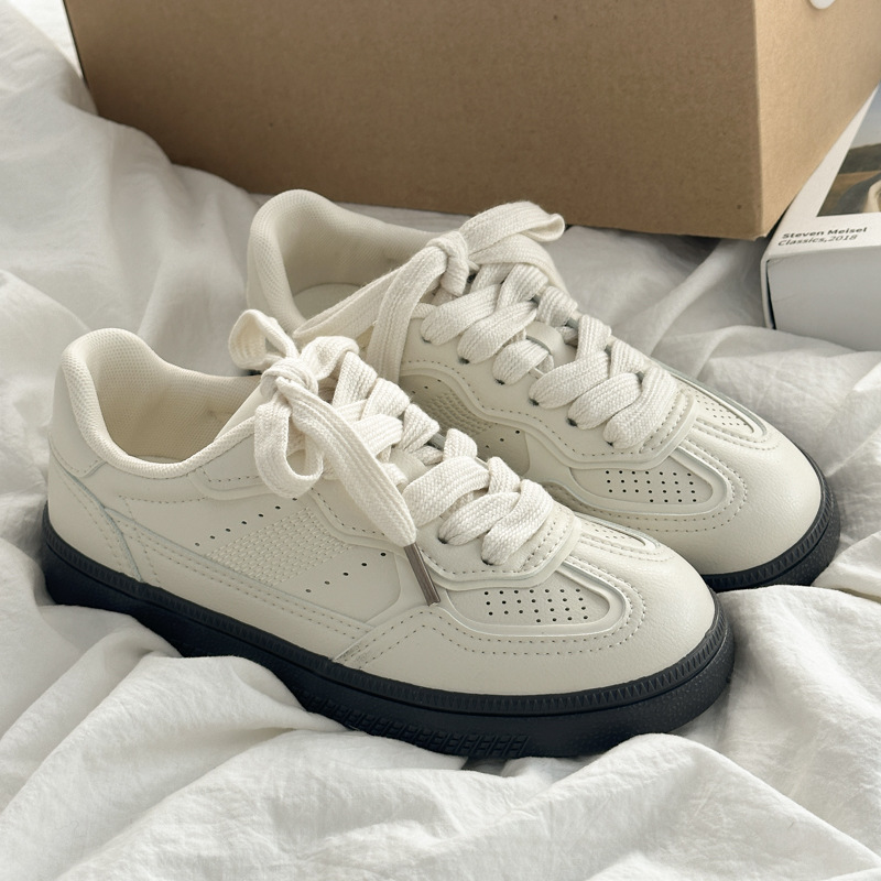 Flat Summer Breathable White Shoes for Women 2025 New Popular Versatile Sports Original Niche Korean Casual Sneakers