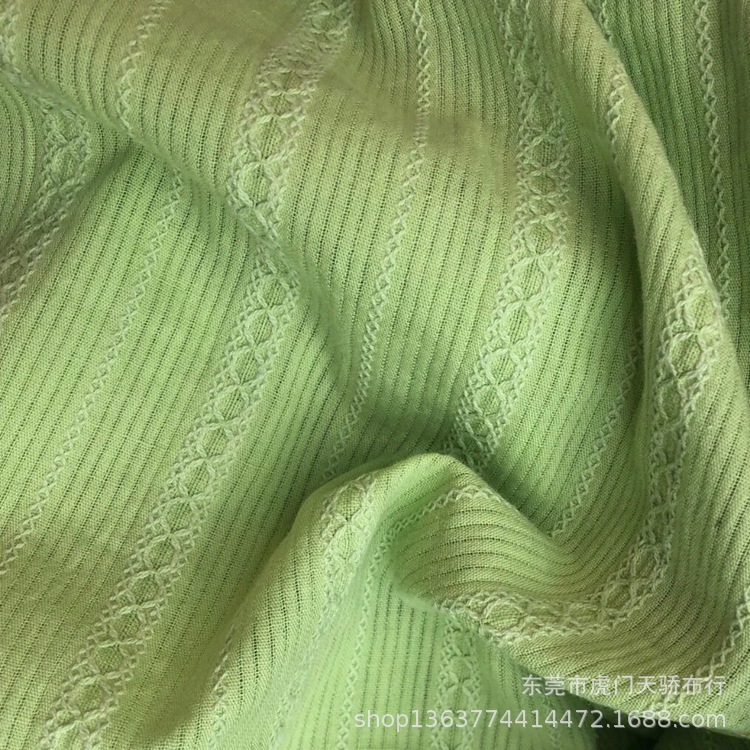 Spot wholesale spring and summer new woven cotton gauze jacquard wizard strip gauze jacquard dress lining material