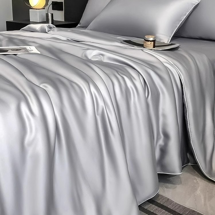 Picture of Lyocell Tencel Summer Quilt Summer Cooling Quilt Summer Cooling Ice Silk Air Conditioning Quilt Four-Piece Set Single Thin Quilt Machine Washable