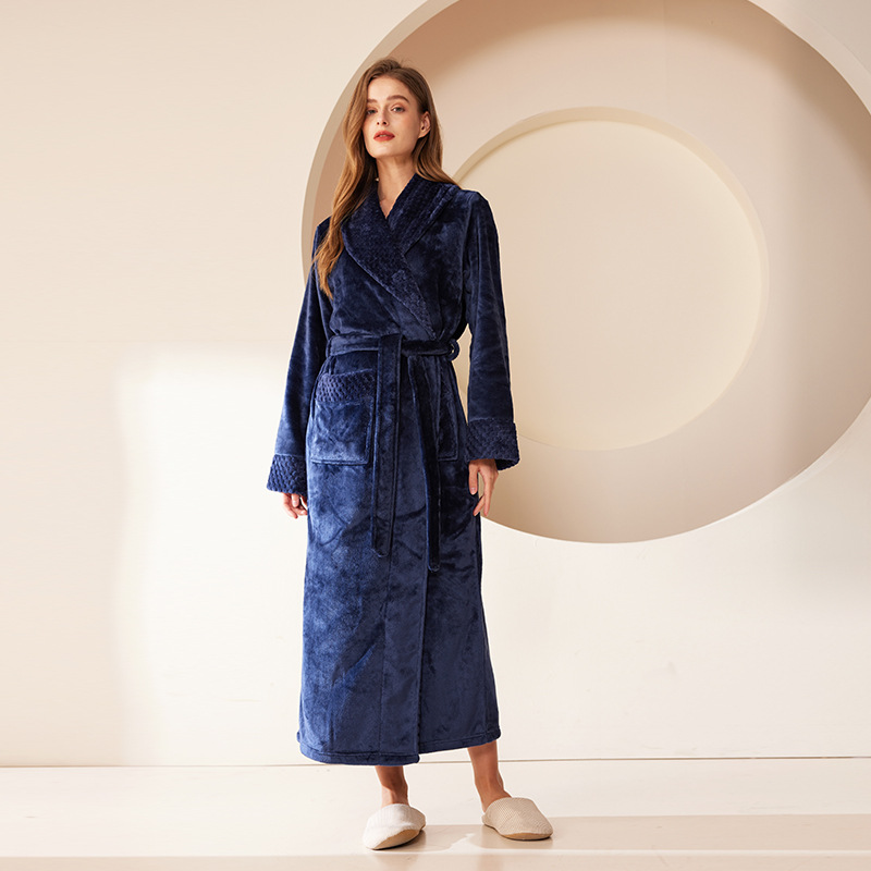Picture of Splicing Technology Plus Fat Large Size Loose Flannel Couple Nightgown Men and Women Coral Velvet Bathrobe Bathrobe Autumn and Winter
