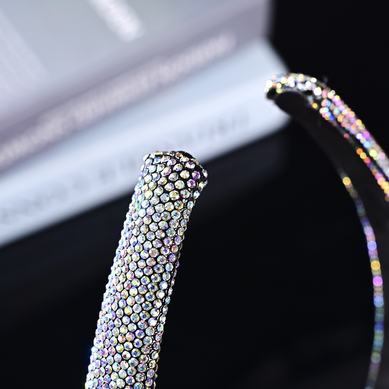 Picture of New cross-border European and American full diamond headband rhinestone sponge with net red trendy hair accessories women's hair band hair accessories