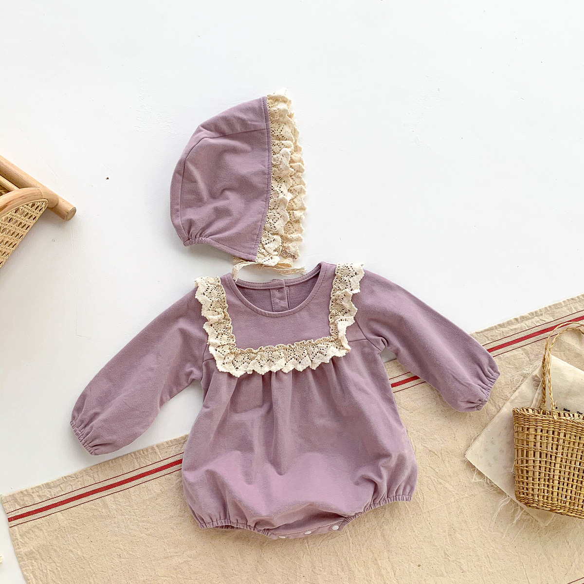 Picture of 2025 Spring Korean Style Baby Jumpsuit for Baby Girl Long-Sleeved Lace Collar Romper Bag Fart Clothing with Hat