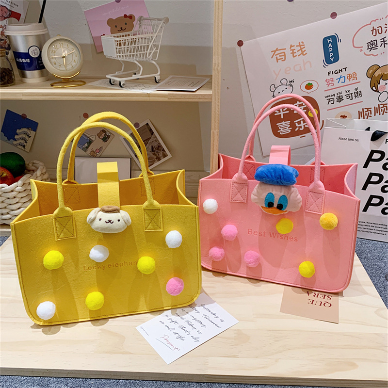 Portable felt bag baby hand gift bag one month old 100 days old gift box cute cartoon doll diy handbag