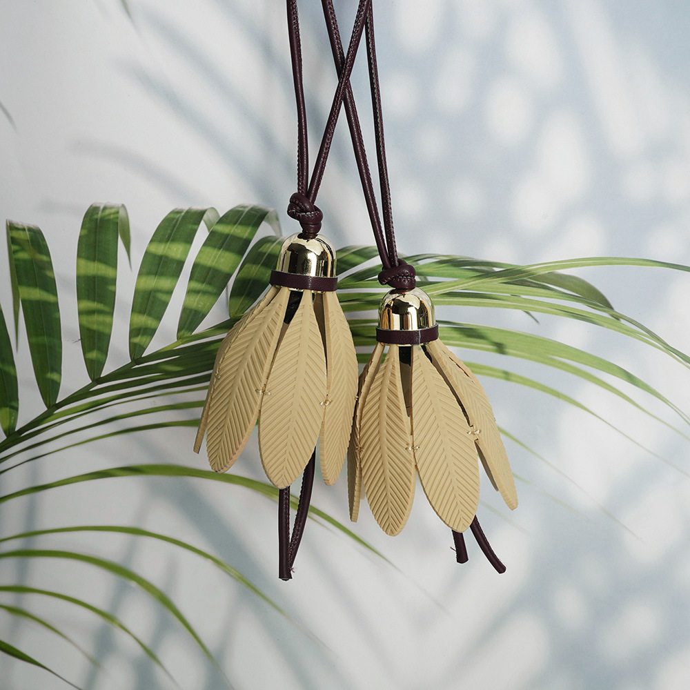 Bag Mobile Phone Accessories Badminton Bag Hanging Braided Rope Tassel Brown Hardware Pendant Keychain Retro