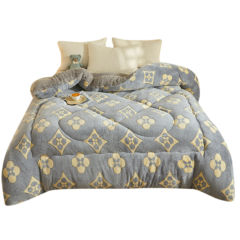 Picture of Lamb Velvet Quilt Winter Quilt Milk Velvet Coral Velvet Spring & Fall Quilt Student Dormitory Single Quilt Quilt Core Does Not Shed Lint