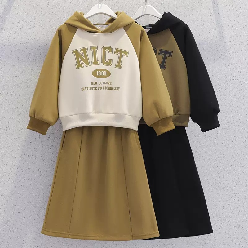 Girls' spring and autumn hooded sweater suit skirt new western style children's casual sportswear two-piece skirt