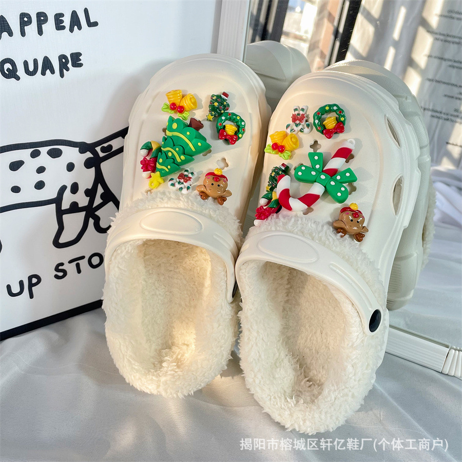 EVA Hole Shoes Women's 2024 Winter fleece-lined Warm Cotton Shoes Cartoon Christmas Tree Accessories Baotou Two-Wearing Cotton Slippers