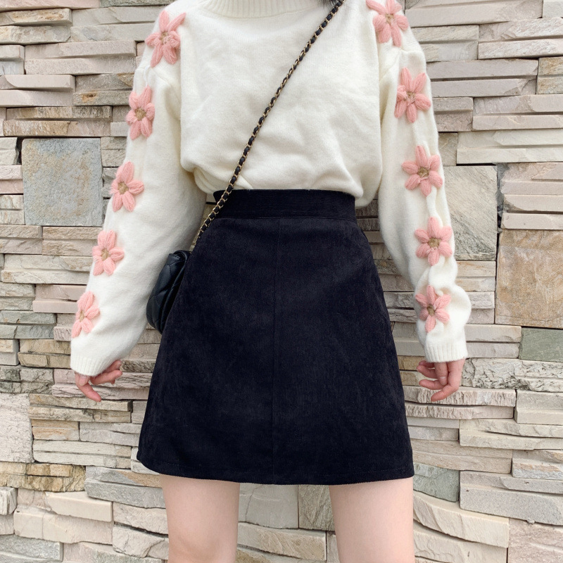 High Waist Skirt Autumn and Winter Women's 2024 New Korean-style Black Slimming All-match Corduroy A- line Hip Skirt Trendy