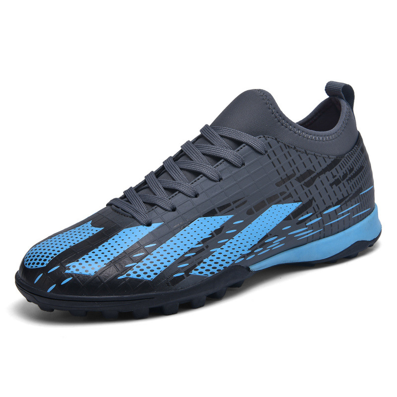 New Cross-Border Low-Top Football Shoes for Young Adults, Middle School Students, Men's Long Broken Spike Training Shoes, Sports Shoes for Delivery