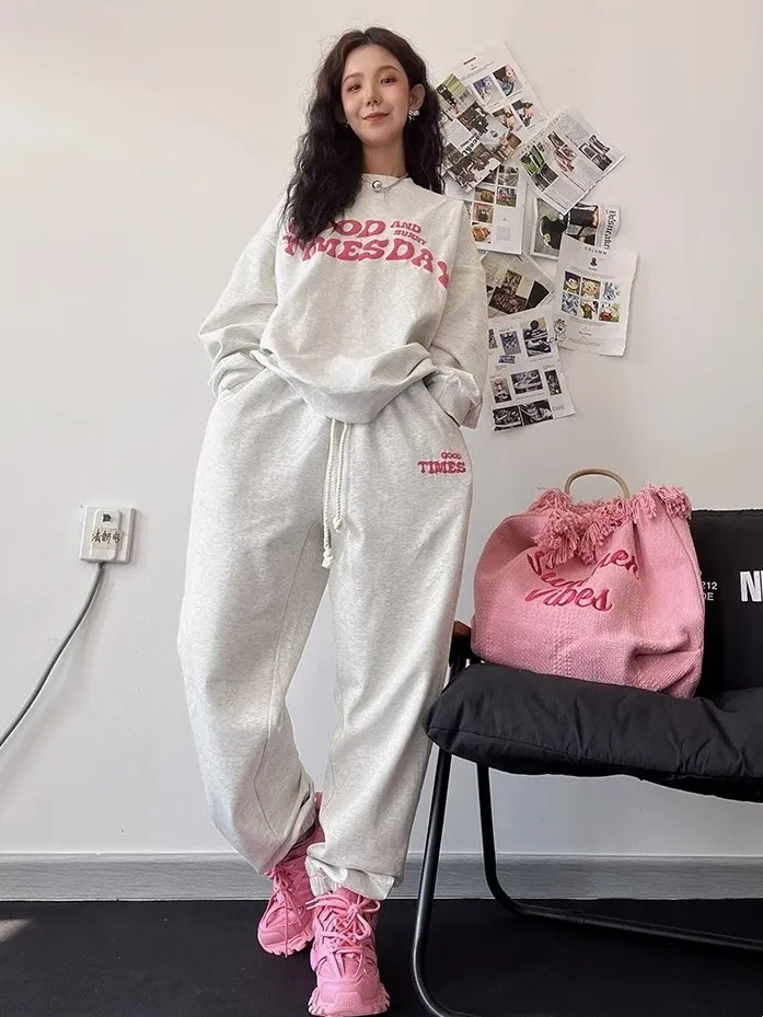 American sportswear suit female students spring and autumn loose fashion Western style sweater Internet celebrity street casual two-piece suit fashion