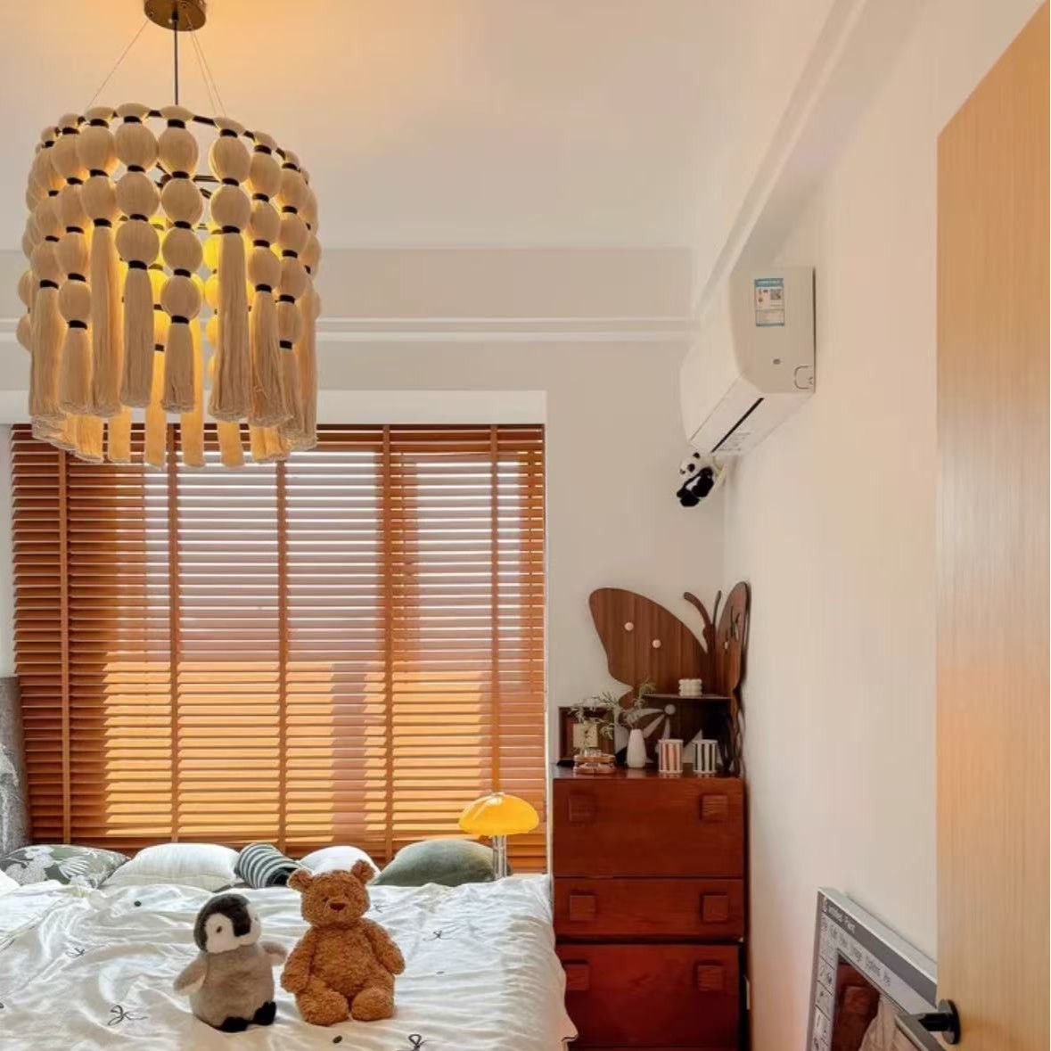 Picture of Cross-border hot selling Nordic spherical hand-woven bohemian lampshade decoration simple tassel chandelier lighting