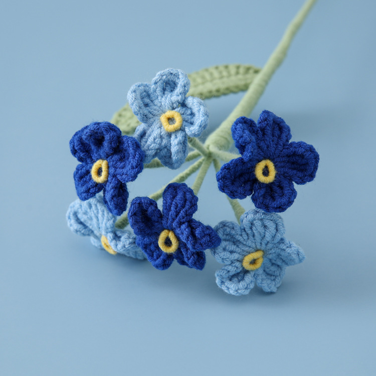 Picture of Small fresh hand-woven snow Phil wire gradient color forget-me-not flower branches for teachers, girlfriends, relatives and friends finished flowers
