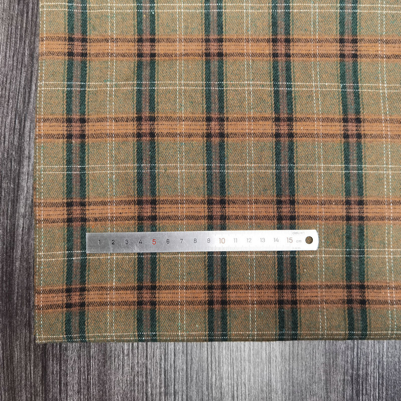 Picture of in stock brushed plaid fabric spring and summer women's shirt cloth 21 polyester cotton woven flannel plaid lining