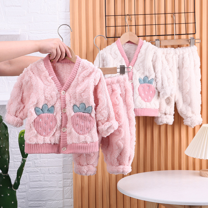 New style pajamas for baby girls winter thickened fleece-lined coral fleece warm homewear for baby girls strawberry pajamas suit