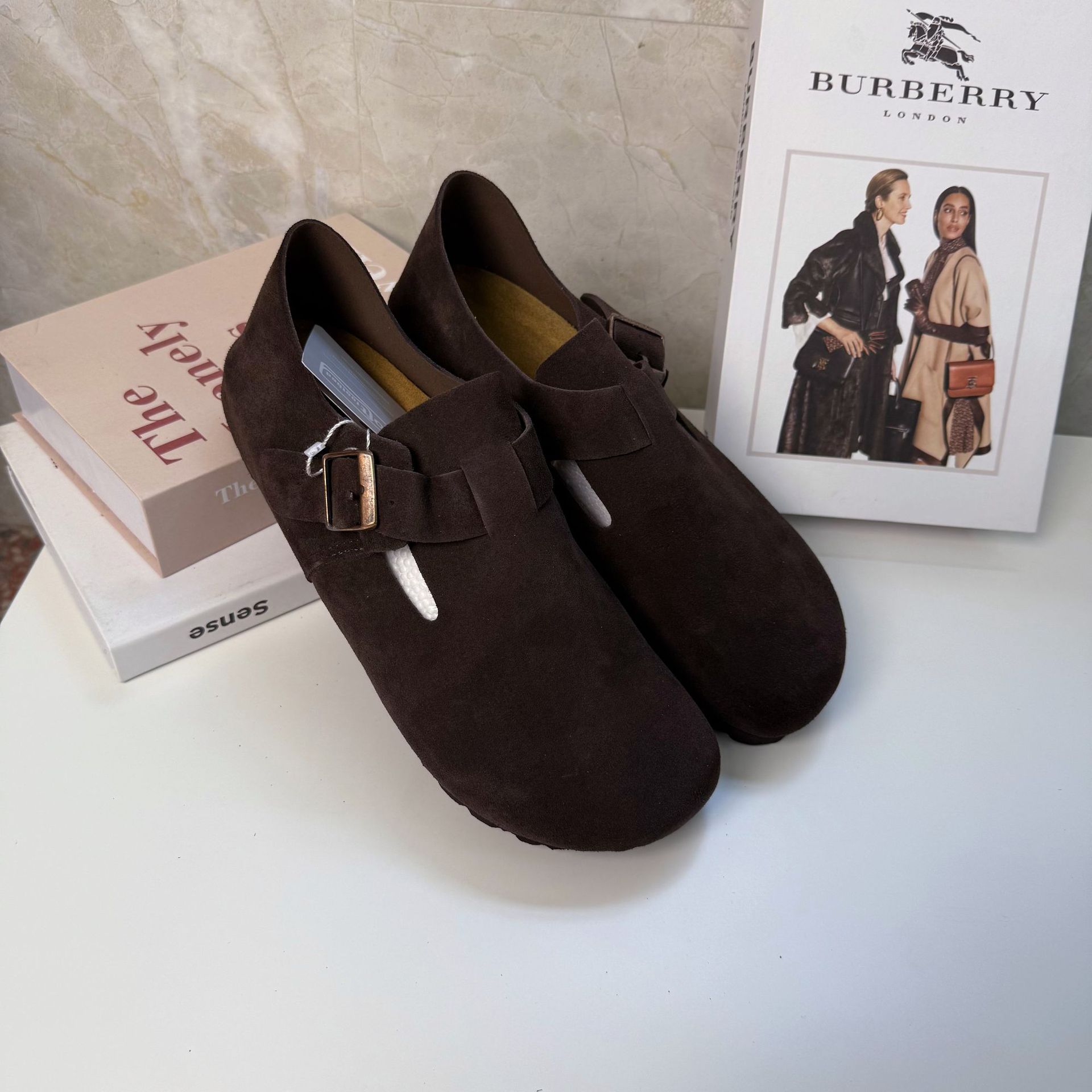 Genuine leather all-inclusive Birkenstock men's 2025 autumn new outer wear versatile casual shoes simple and comfortable Birkenstock shoes women