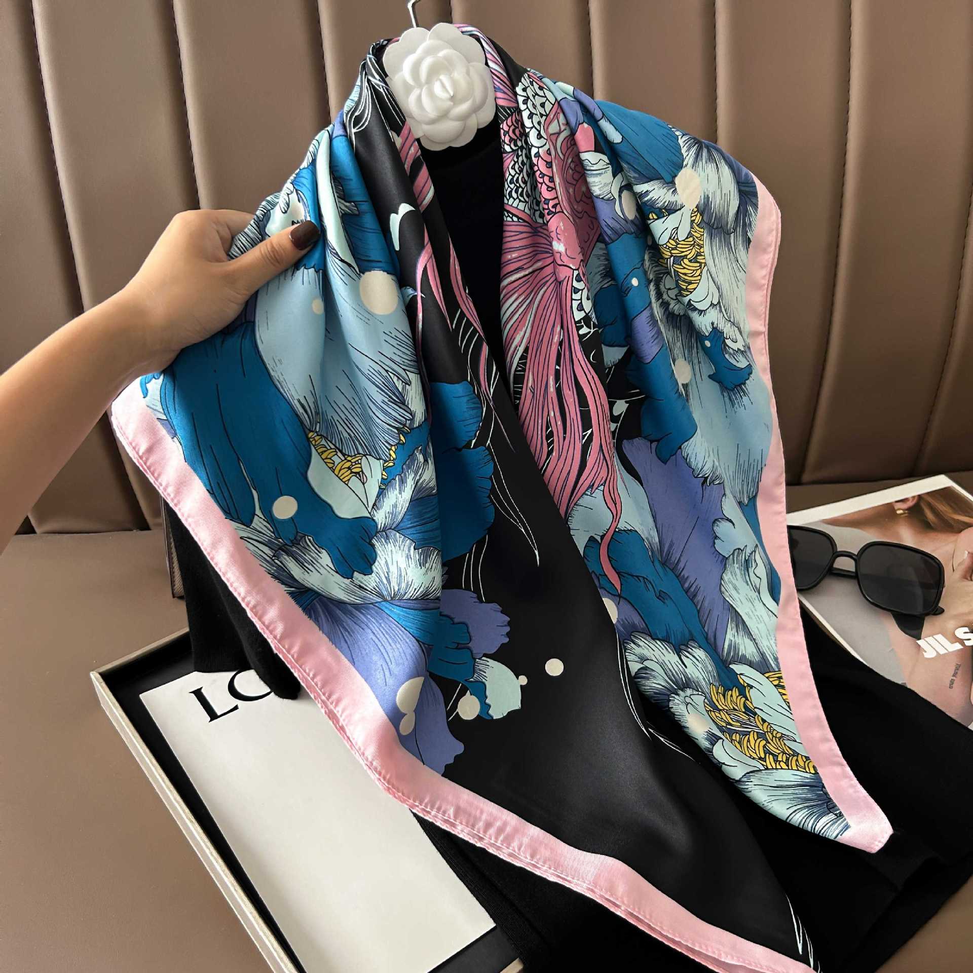 Picture of New 90cm Large Square Silk Elegant High-grade Decorative Shawl Women's Silk Scarf Fashion All-match Professional Scarf