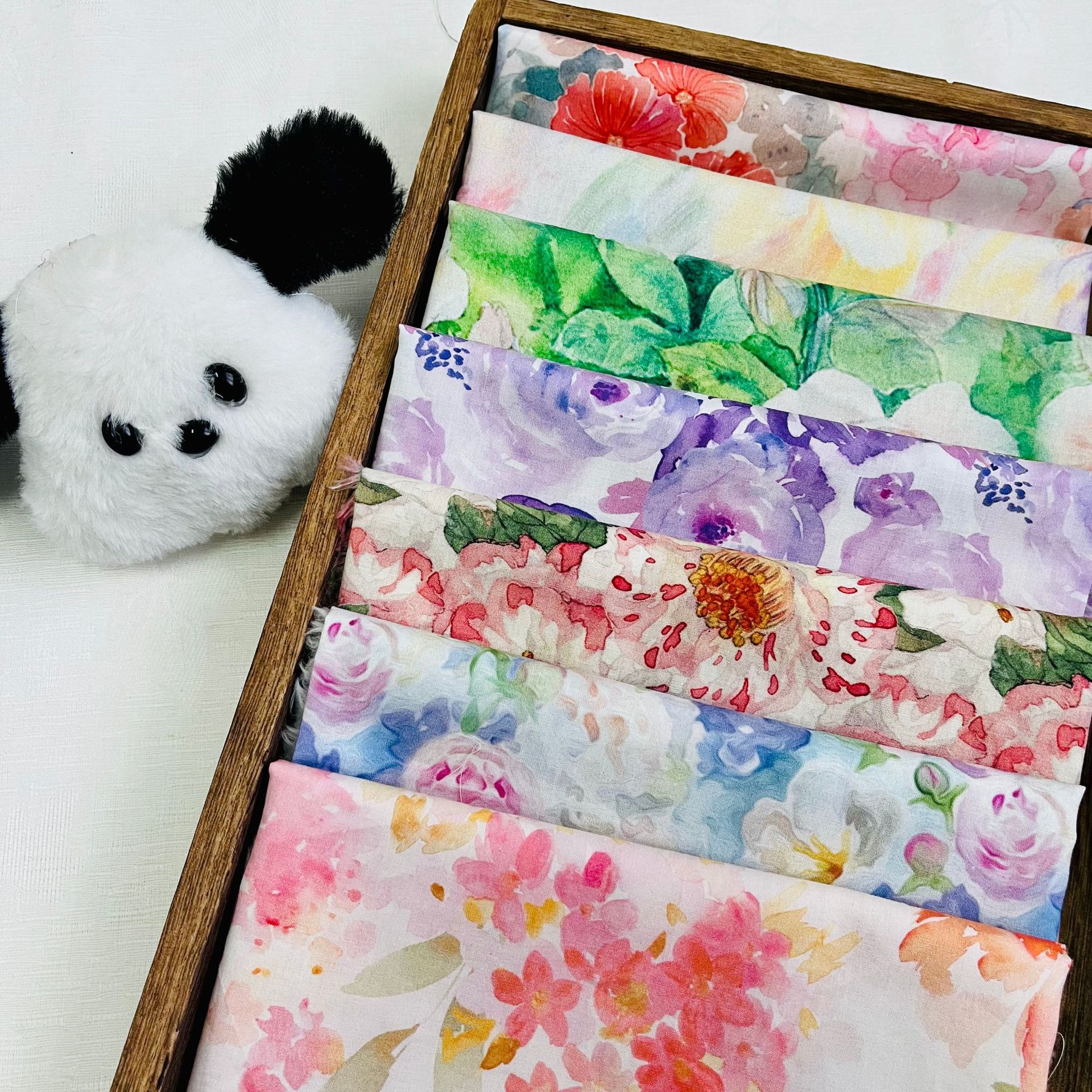 Watercolor Floral Cotton 60 Count Poplin 1.5m Width 1.0m Price Cheongsam Dress Shirt Fabric