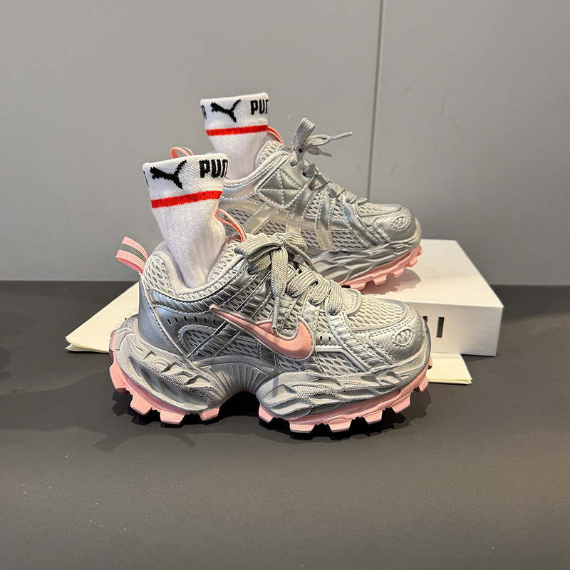 2025 Spring Boys and Girls New Ultra Light Tank Torre Shoes sneaker Middle and Big Kids Show Light Running Shoes