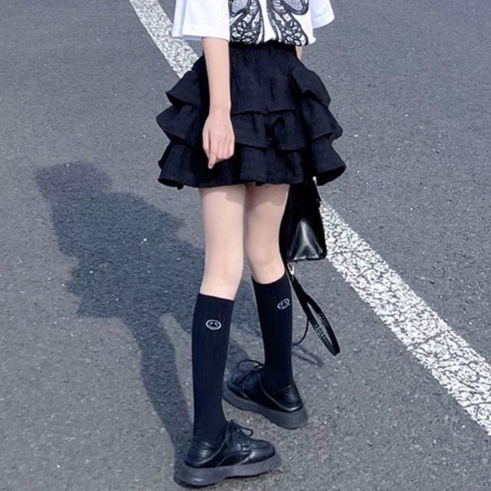 Picture of Girls Summer Suit 2025 New Cake Skirt Fashionable Kidsren's Short-Sleeved T-Shirt Fashionable Pleated Skirt Two-Piece Set