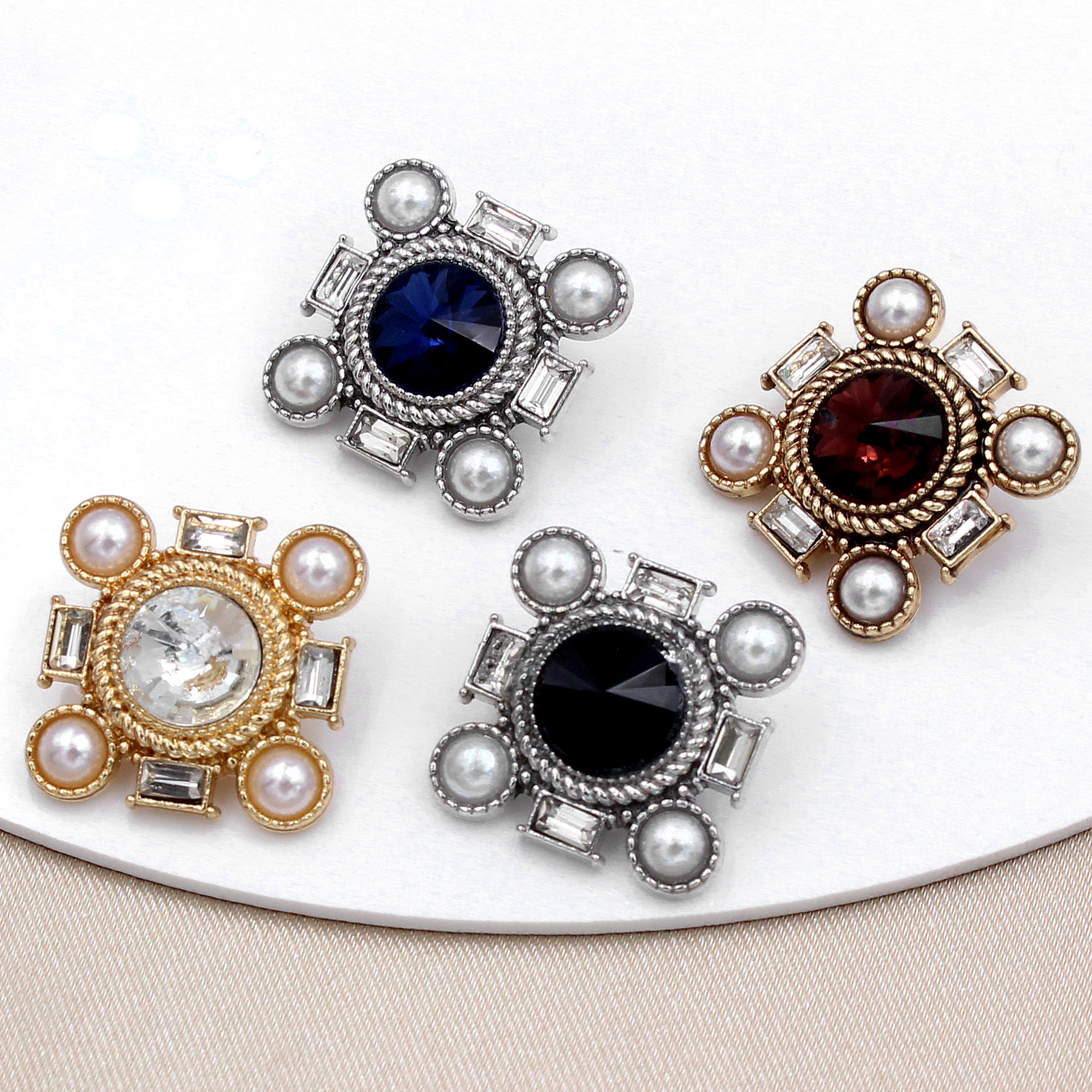 quarterly hot boutique xiaoxiang square pearl diamond metal button coat pants clothing accessories