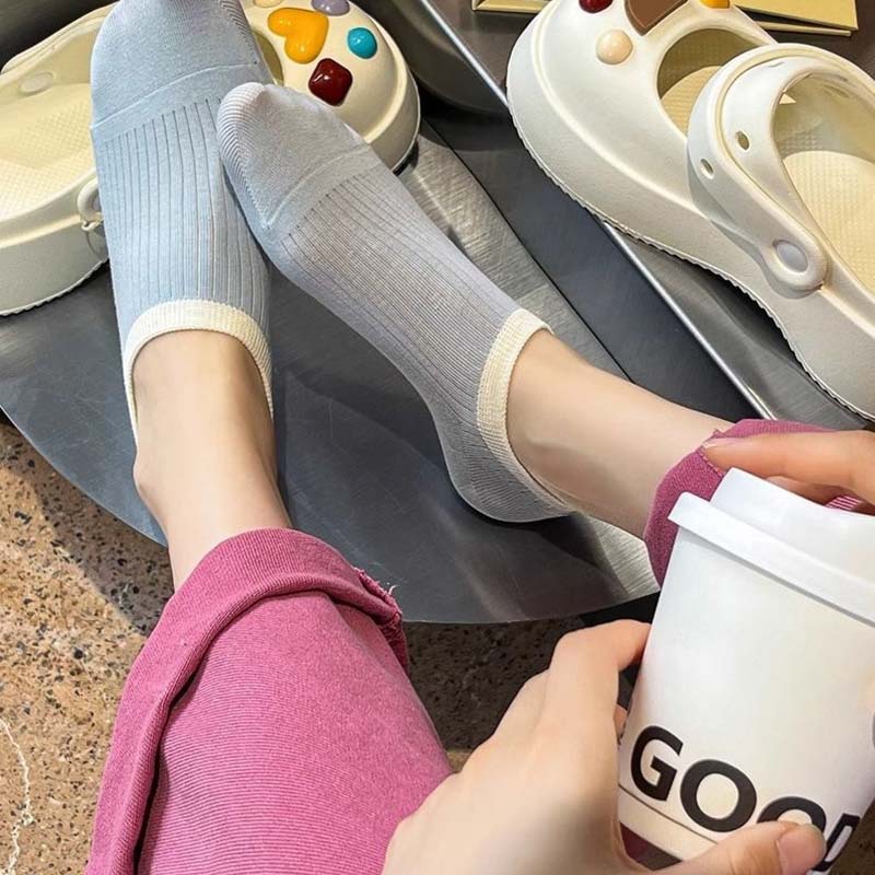 Picture of Socks women's cotton boat socks do not fall with dopamine invisible socks summer shallow mouth heel dispensing socks Zhuji socks