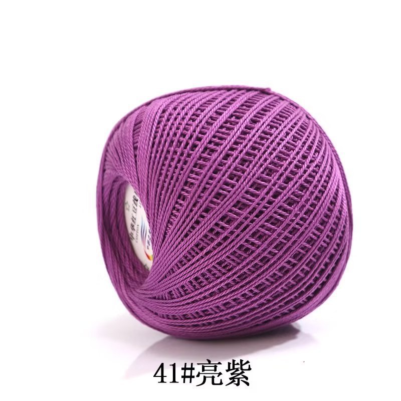 Picture of Red bean No. 3 lace cotton thread manufacturers wholesale and retail spring and summer hand-woven wool lace cotton diy