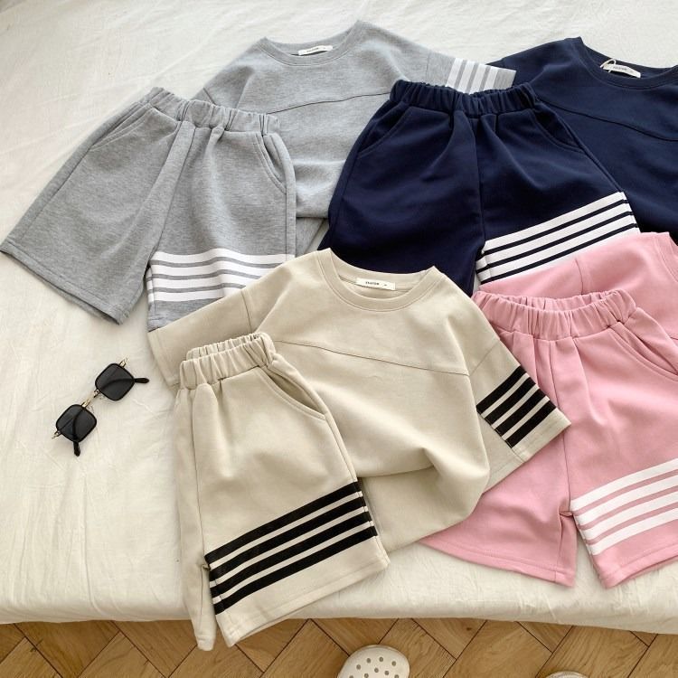 Picture of Children's Boys Summer Suit Korean Style Polo Shirt 2025 New Internet Celebrity Thin Short-Sleeved Clothes Cool Trendy Kidsren's Two-Piece Set