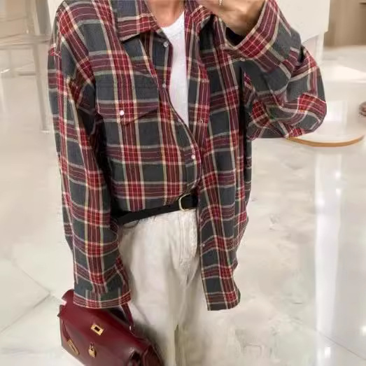 Picture of 2024 Spring and Autumn Amazon OZON Cross-border Retro Style All-match Loose Shirt * Fashion All-match Plaid Shirt Women