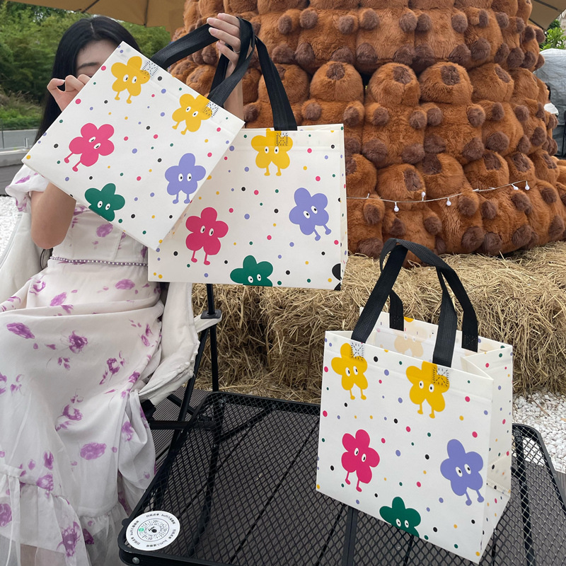 Non-woven clothing store handbags for clothes children's women's clothing shopping gift bags packaging wholesale printing
