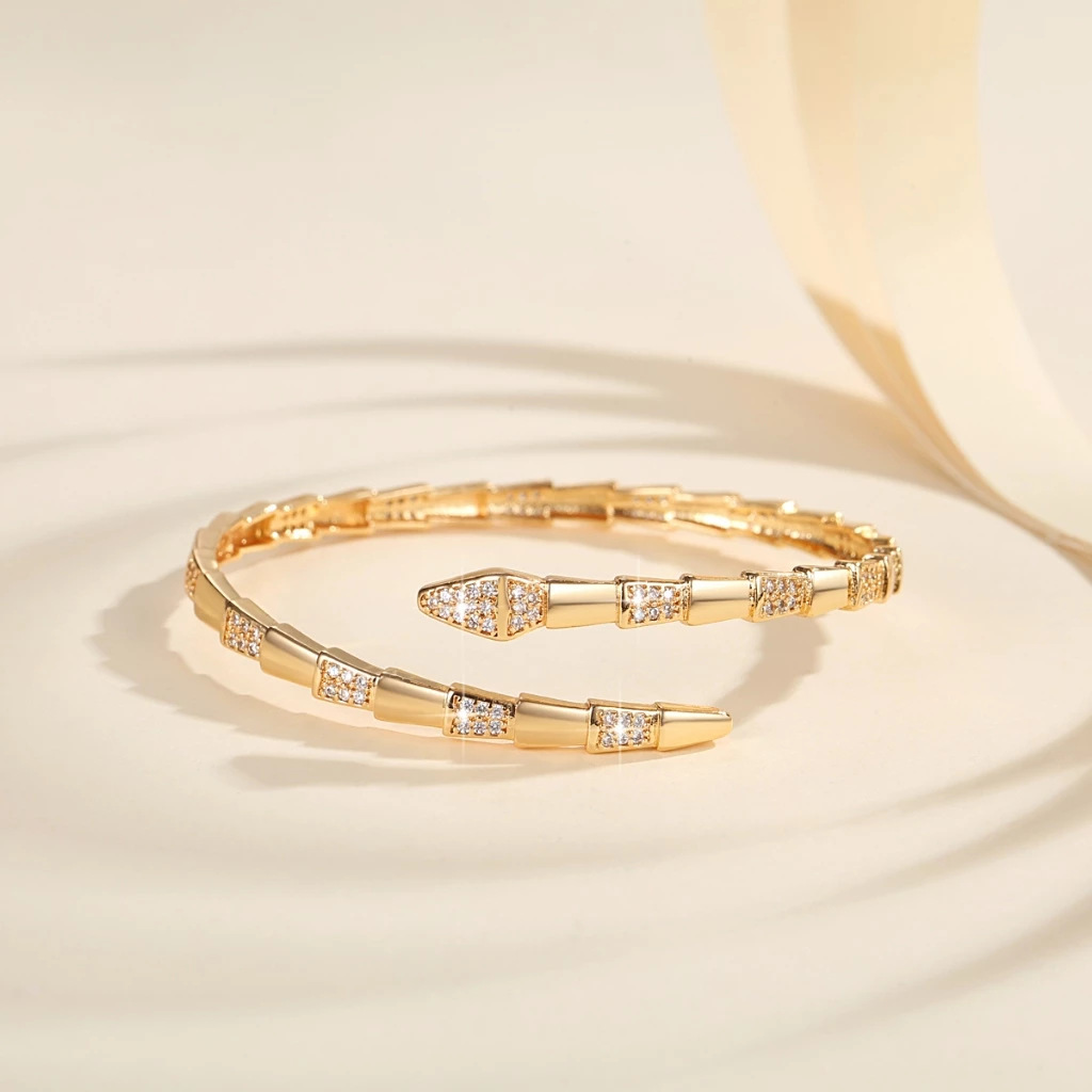 Cross-Border Popular Niche Design Zircon Bracelet Snake-Shaped Bracelet Exquisite Light Luxury Fashion Snake Bone Bracelet Hand Jewelry for Women