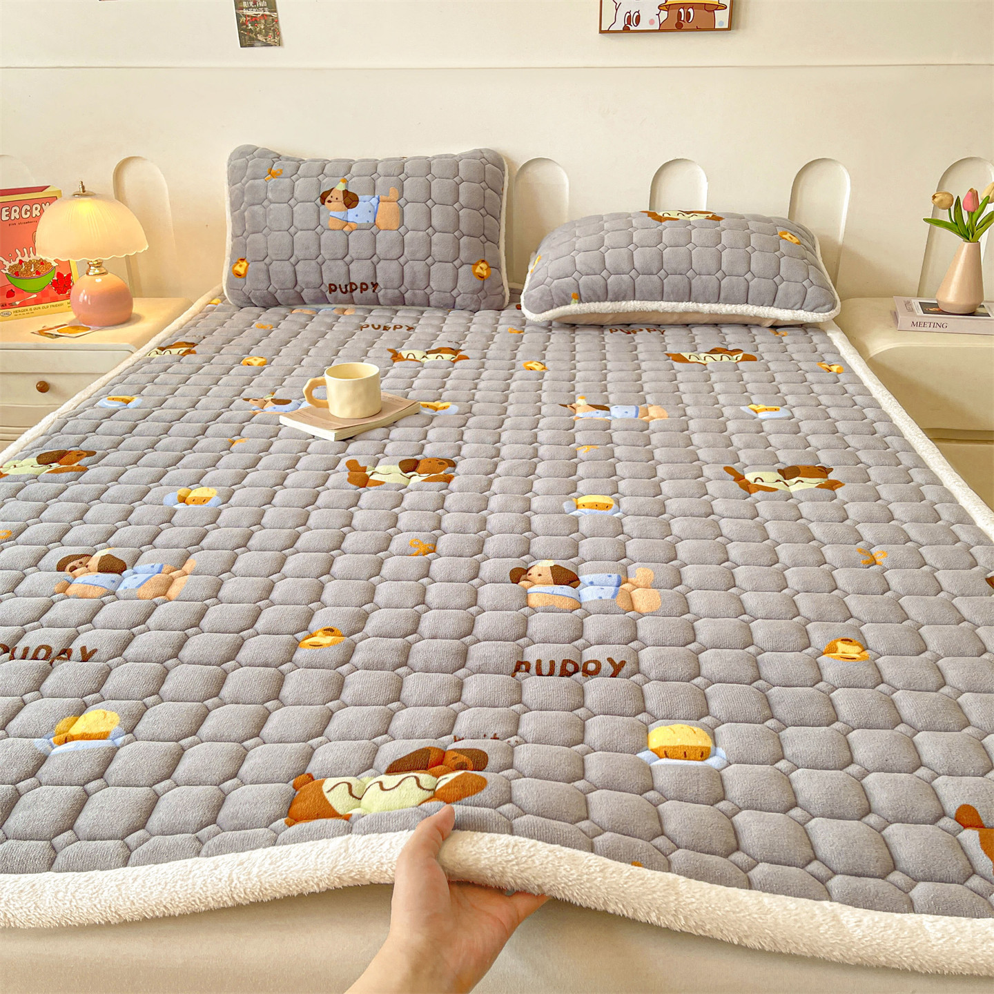 Picture of Class A maternal and child milk velvet mattress autumn and winter foldable washed anti-static home student dormitory bed cushion