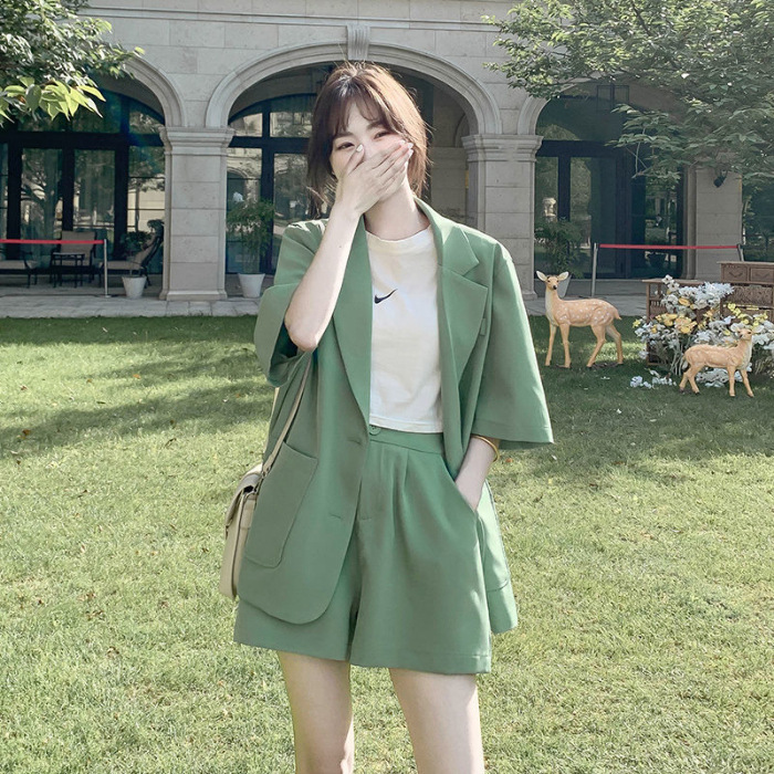 Picture of Fashionable Small Suit Women's Thin 2025 Summer New Korean Style Casual Suit Jacket Shorts Two-Piece Set