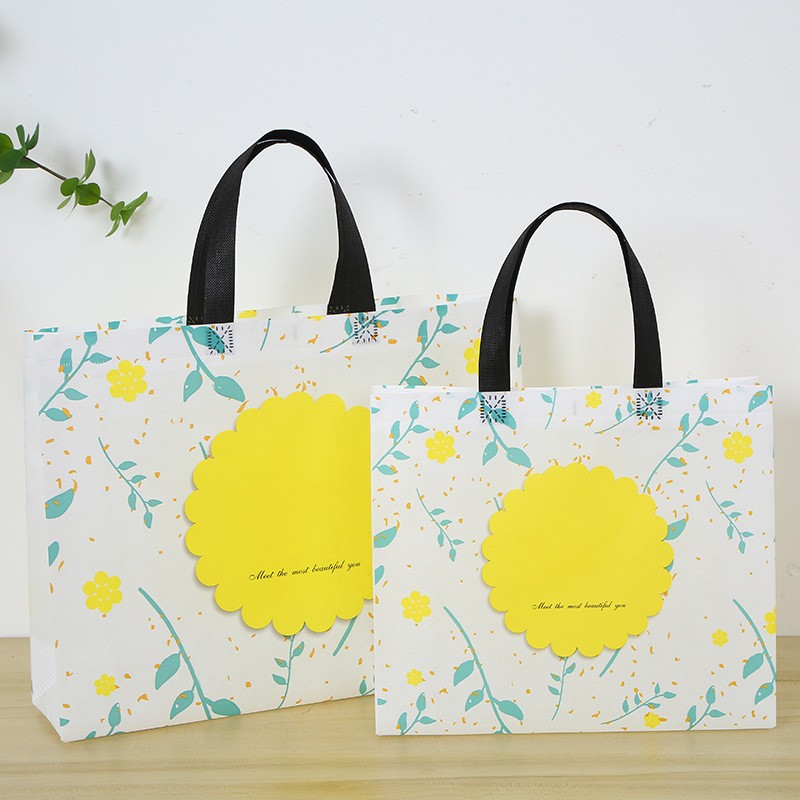 Picture of Non-Woven Handbags, Clothing Store Bags, Custom-Made Boys' and Girls' Clothing Shopping Bags, Coat Gift Bags, Custom-Made