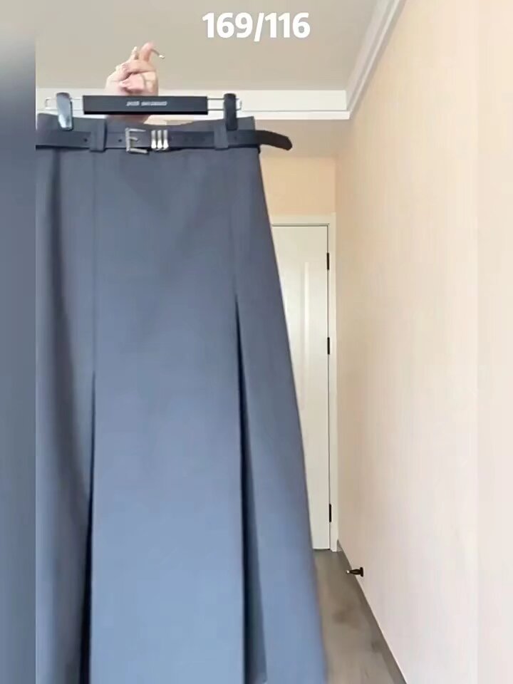 Picture of Solid Color High Waist Pleated Dress Women's Autumn and Winter plus size chubby girl Hip Covering Slimming Pear-Shaped Figure A- Shaped Mid-Length Dress