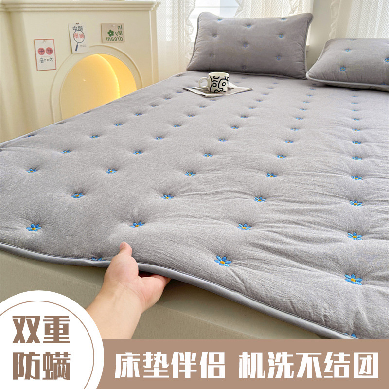Picture of Pure Soy Fiber Foldable Mattress Cover Student Soft Cushion Thin Mattress Quilt Removable Protective Pad