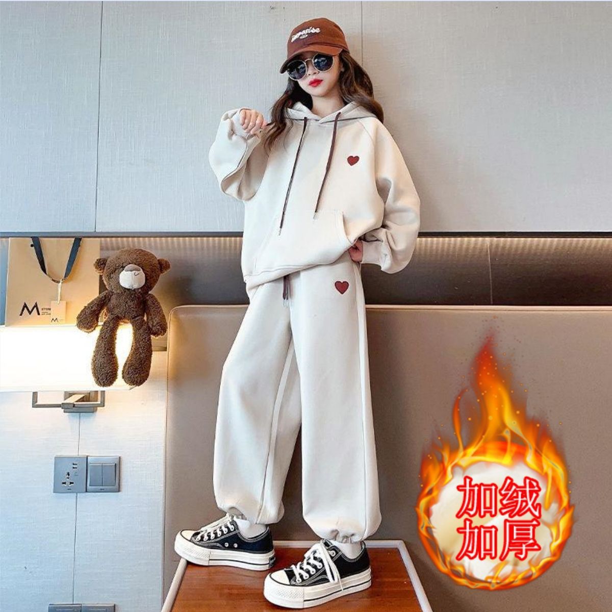 Picture of Chinese cotton composite Beibei velvet girls suit 2025 new autumn girls fleece-lined two-piece children's fashion