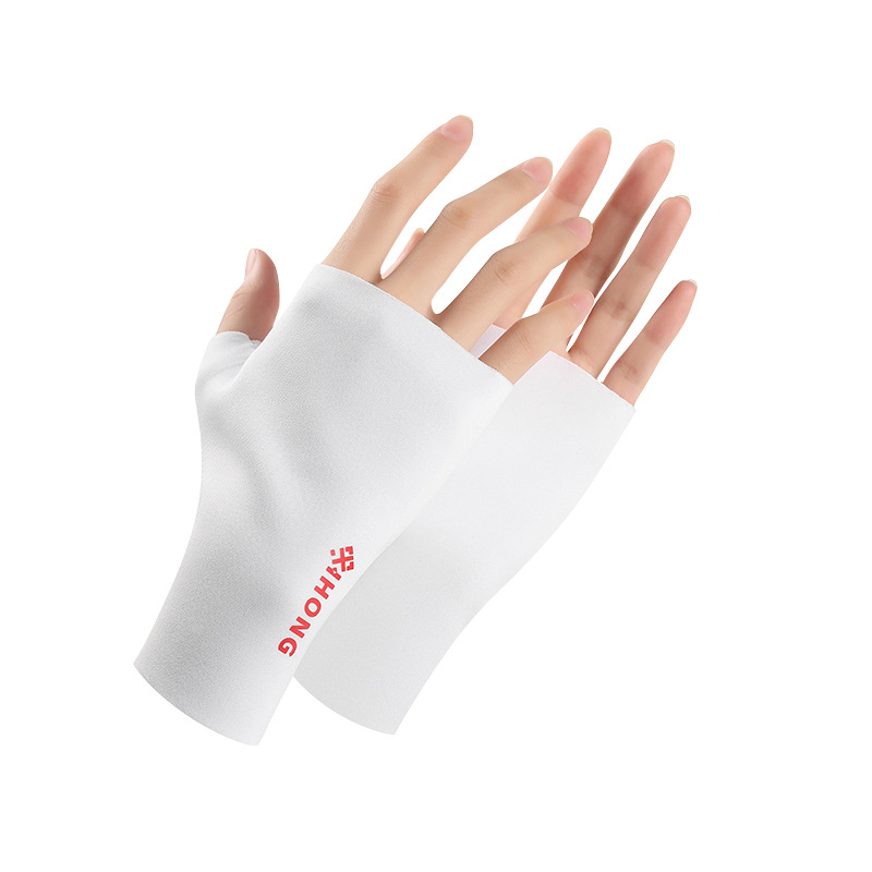 Picture of Winter warm gloves ladies fleece-lined thickened cold-proof touch screen riding hair ladies fashion cycling gloves wholesale