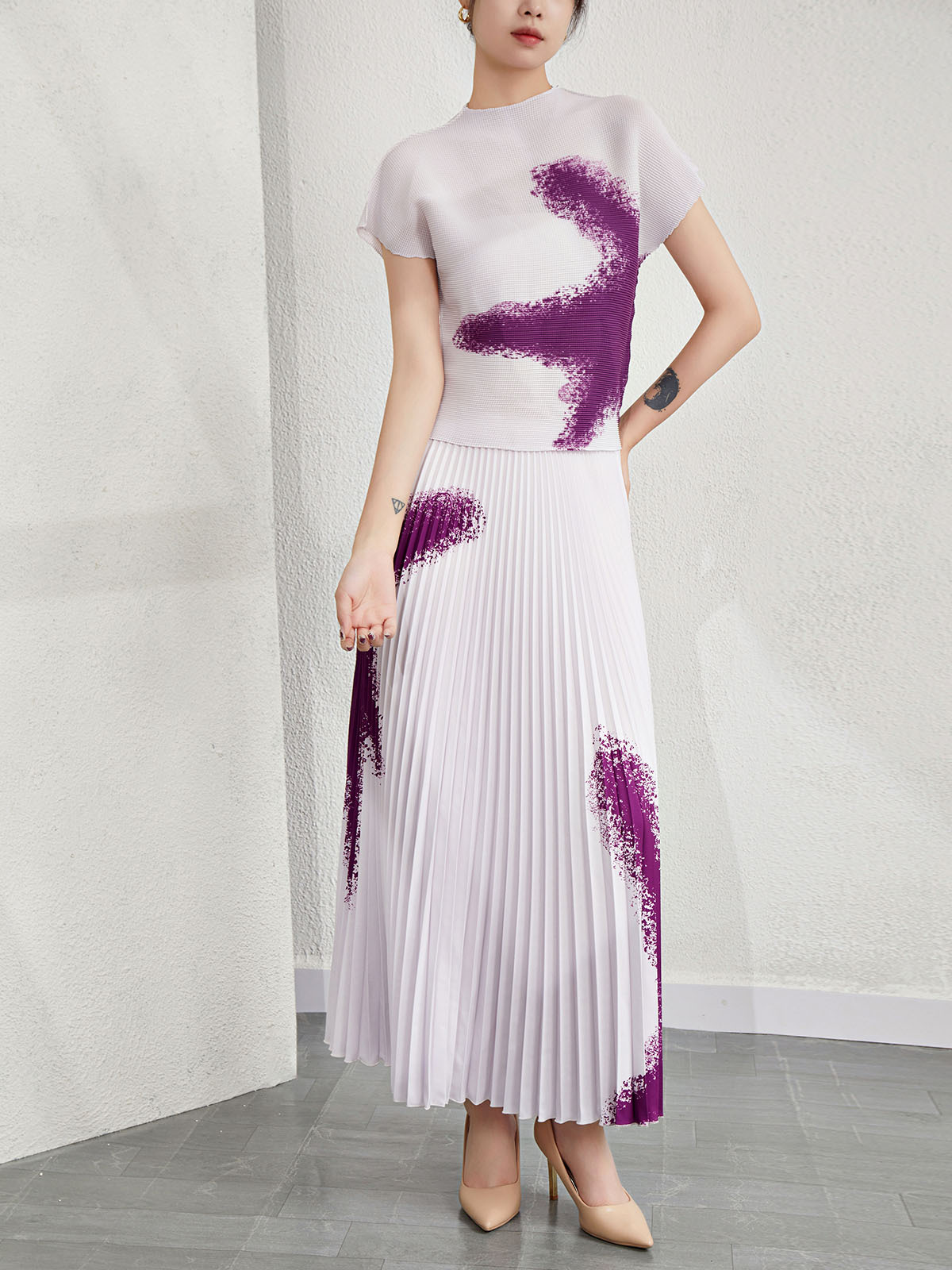 European and American High-End Fashion Suit for Women French High-End Pleated Printed Short-Sleeved High-Waisted A-Line Pleated Skirt