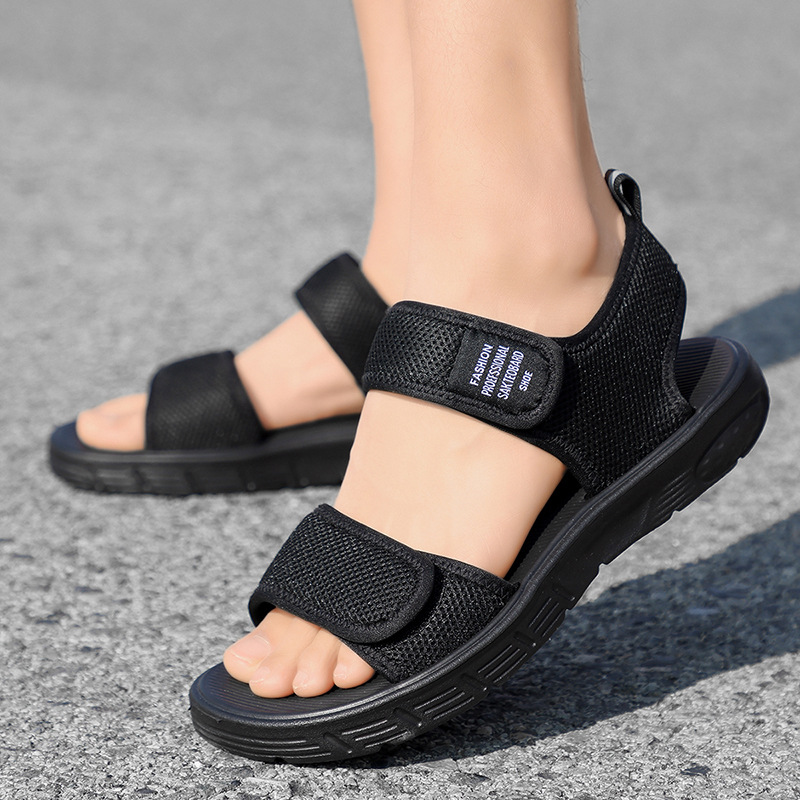 Factory Men's Sandals Versatile Men's Beach Shoes Casual Beach Shoes Outdoor Men's Youth Wear-Resistant Ready Stock