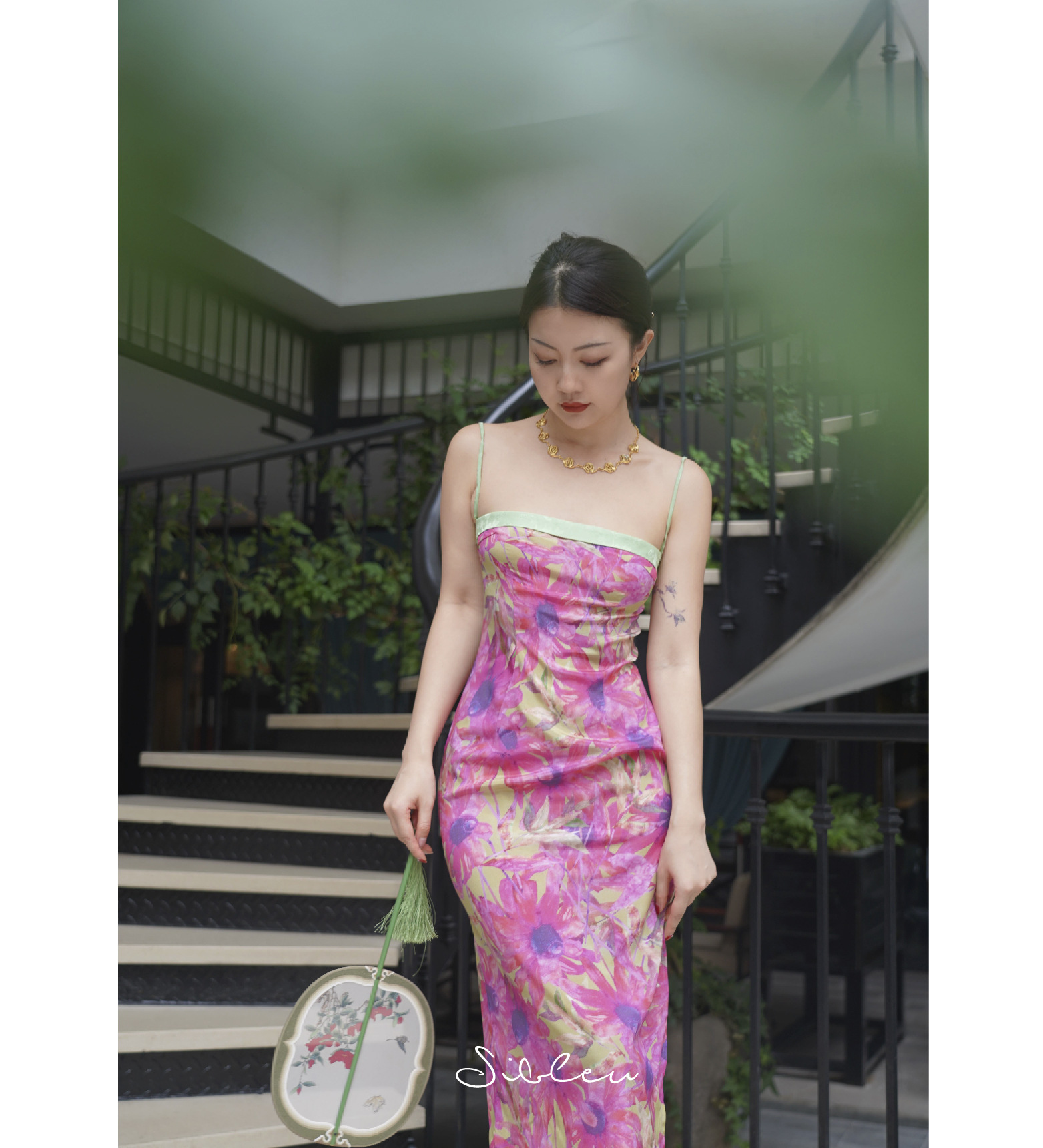 Picture of Chengdu Taikoo Li Internet Celebrity French Niche Design New Chinese Floral Patchwork Color Contrast Slim Fit Dress