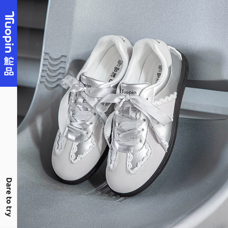 Tuopin 2025 New Silver Moral Training Shoes for Women, Breathable and Versatile, Niche Retro Lace Sneakers Tp1209L