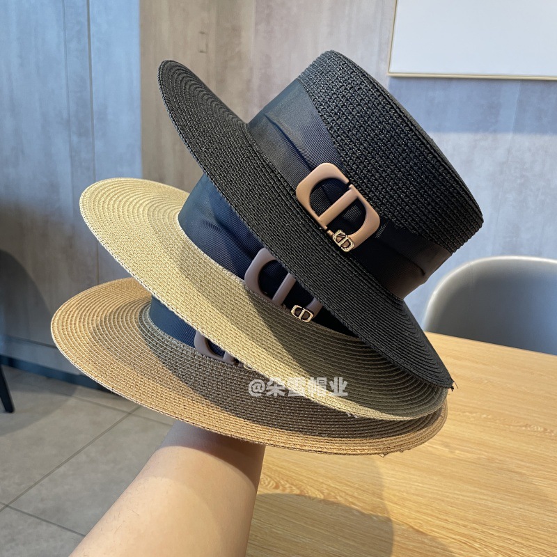 Picture of Hat Women's Summer Sunshade Sunscreen Flat Top Celebrity Style Top Hat Seaside Fashion Sun Hat New High-grade Sense Straw Hat