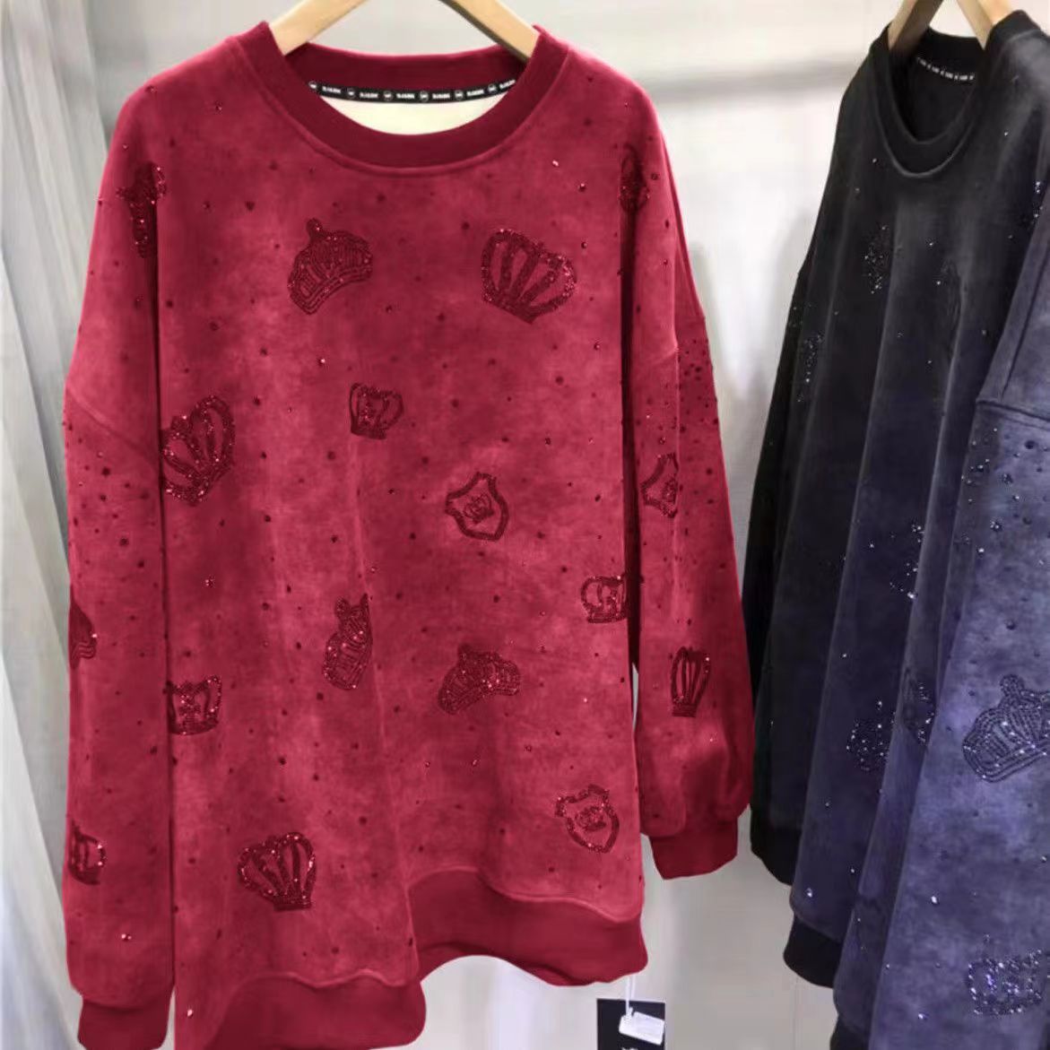European Station 1.00 kg-150.00 kg chubby girl Heavy Industry Hot Drilling Sweat Women's fleece-lined Thickened Round Neck Light Luxury Crown Long Sleeve Top