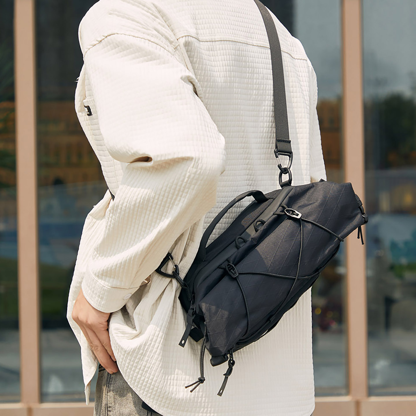 2025 New Men's Shoulder Bag Men's Outdoor Functional Multifunctional Shoulder Bag Boys Commuting Black Storage Bag Men