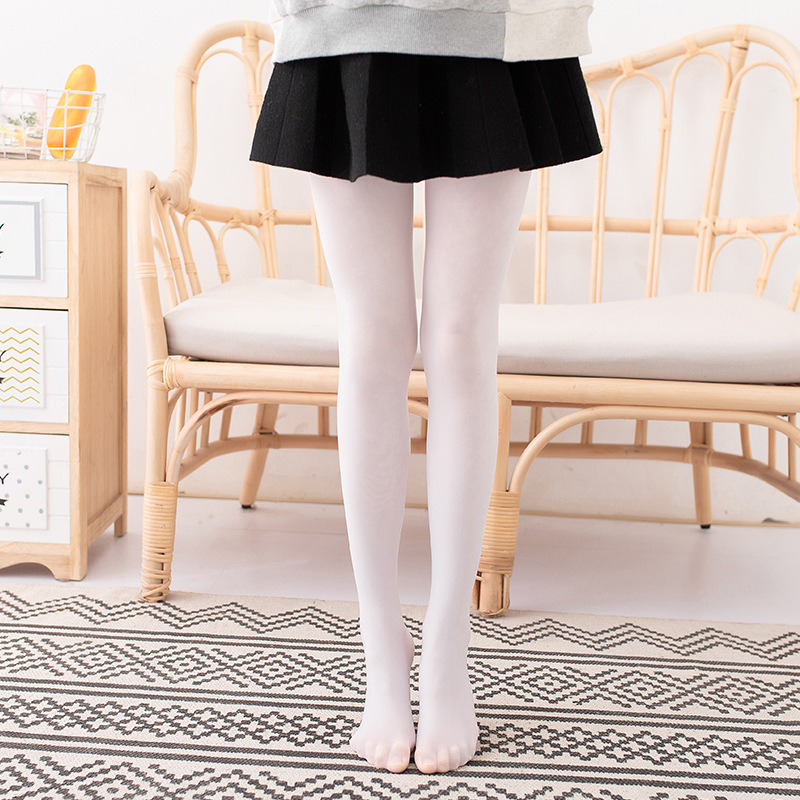 Picture of Wholesale children's autumn and winter fleece-lined thickened pantyhose generation hair girls dancing dragon claw hair white ballet dance socks