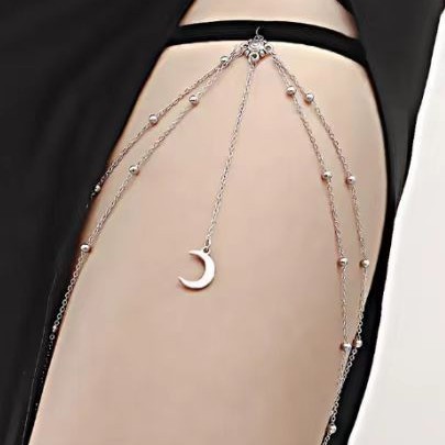 European and American cross-border jewelry sexy elastic double-layer bead chain body chain metal Crescent pendant tassel thigh chain