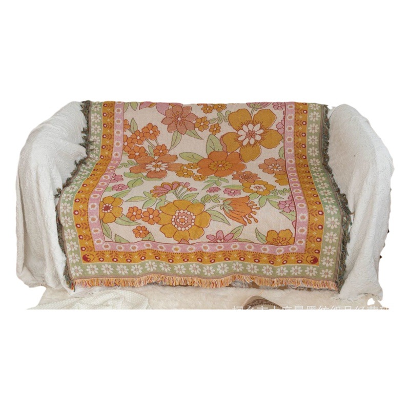 Warm European Style Flower Jacquard Cotton Tassel Sofa Blanket Camping Blanket Bed End Blanket Thick Blanket