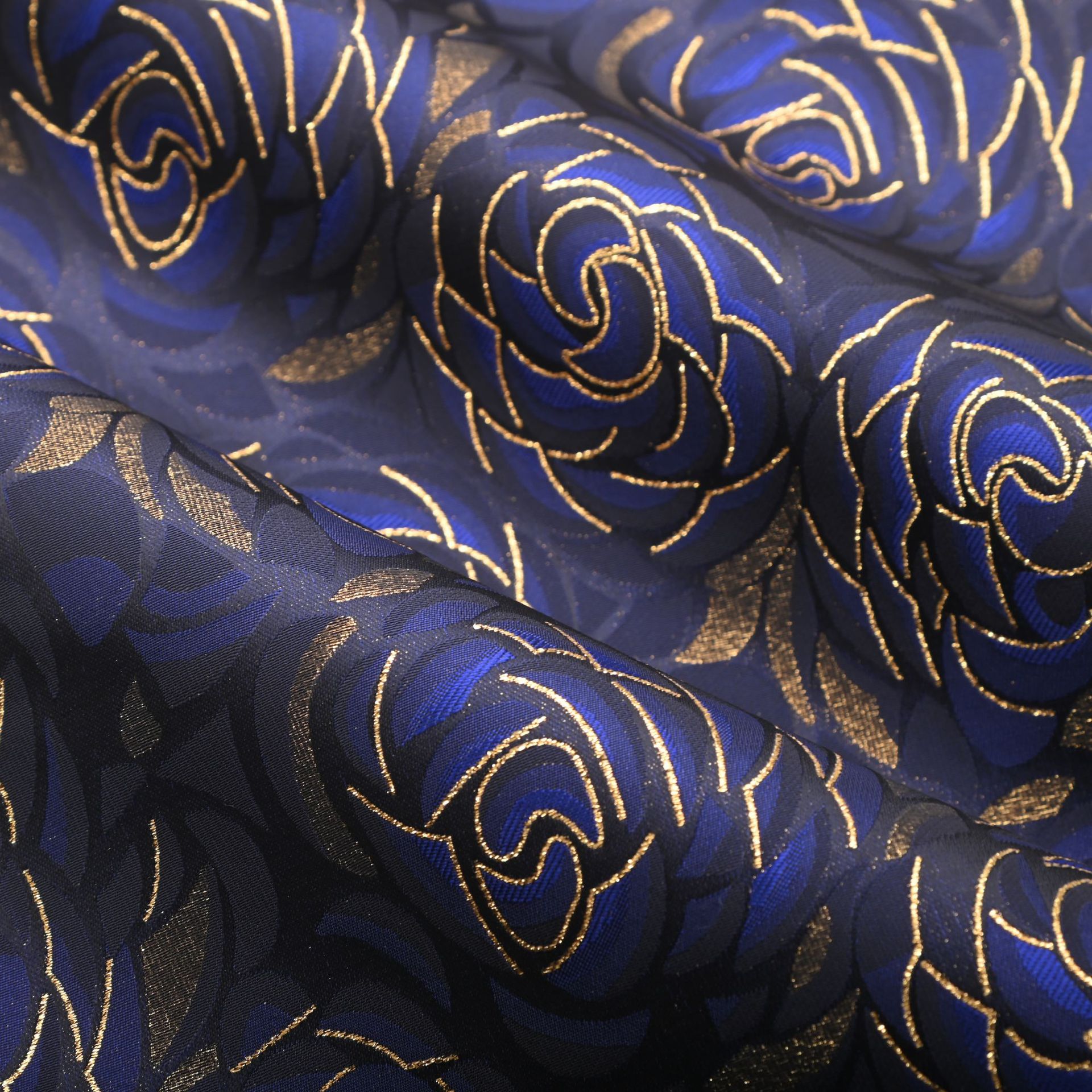 Luxurious Bronzing Men's Business Formal Suit Fabric Dark Blue Black Gold Embossed Rose Anti-Wrinkle No-Iron High-End Fabric